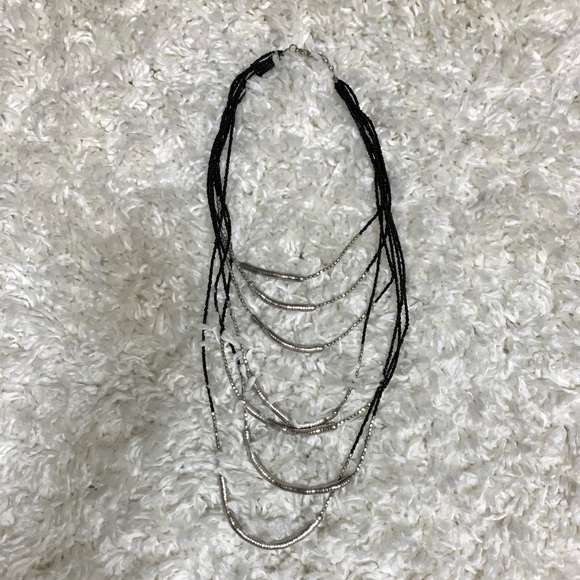 Long necklace - Picture 1 of 4